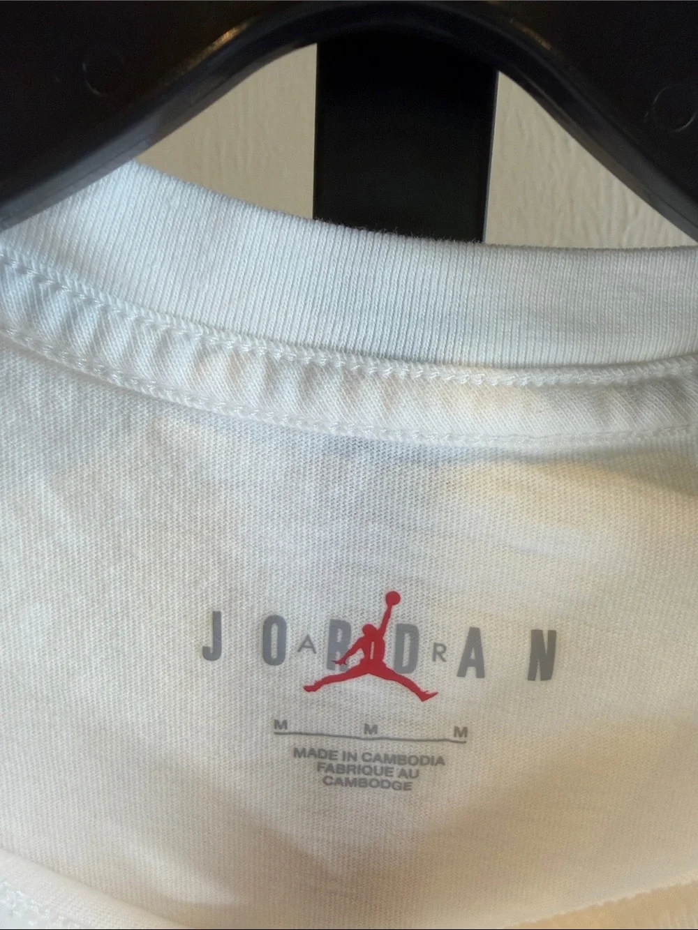 Jordan clean white